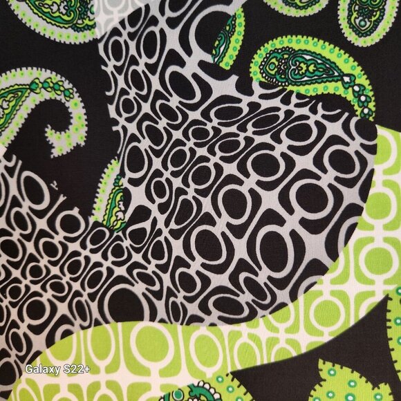 Green & Black Paisley & Abstract Stretch Polyester Knit Fabric 3 Yards X 57 Inch - Picture 4 of 7